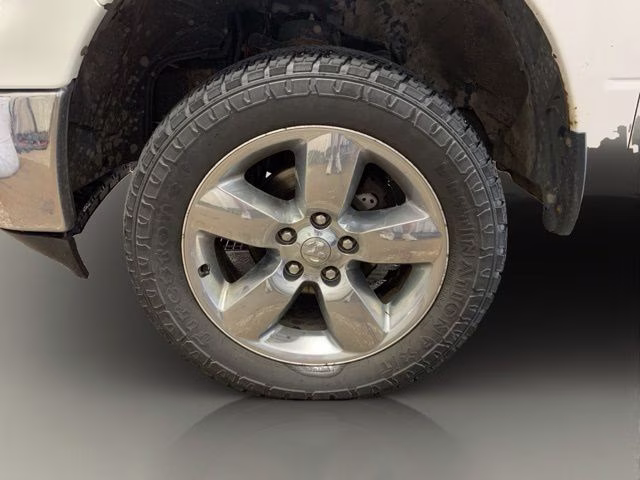 2013 Bright White Clearcoat Ram 1500 Big Horn 4X4 Truck