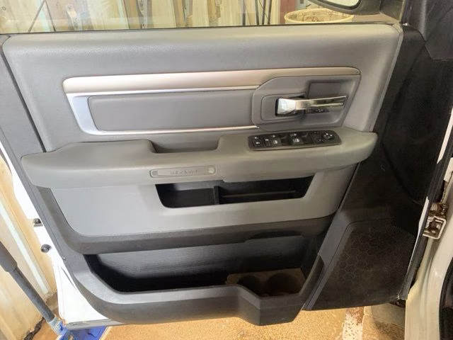 2013 Bright White Clearcoat Ram 1500 Big Horn 4X4 Truck