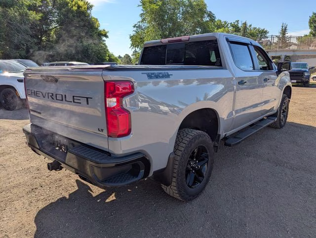 2024 Slate Gray Metallic Chevrolet Silverado 1500 LT Trail Boss 4X4 Truck