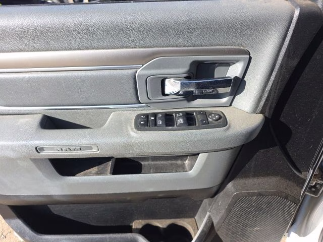2013 White Ram 1500 Big Horn 4X4 Truck