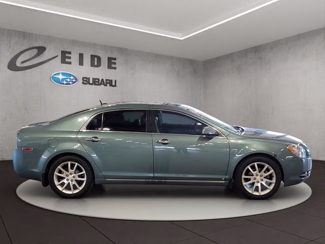 2009 Silver Moss Metallic Chevrolet Malibu LTZ FWD Sedan
