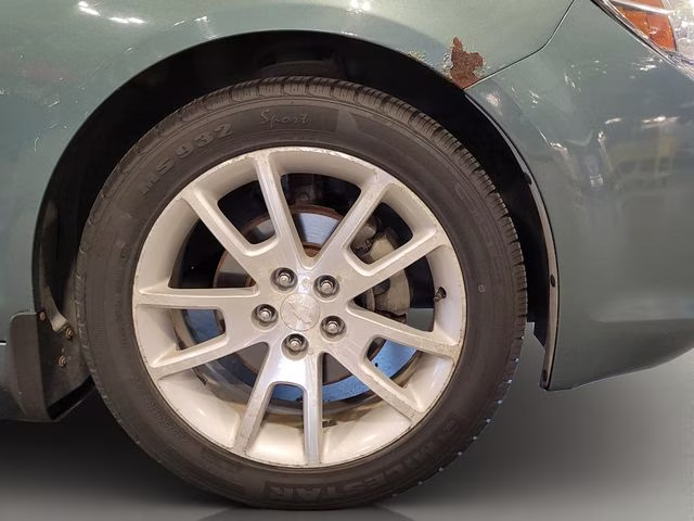 2009 Silver Moss Metallic Chevrolet Malibu LTZ FWD Sedan