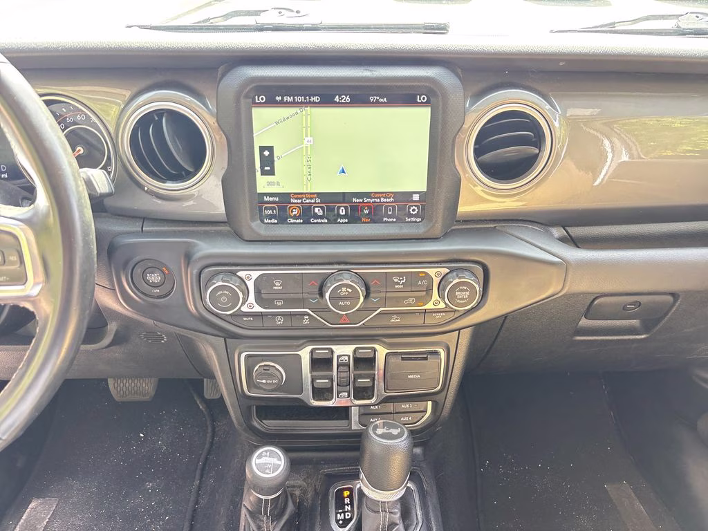 2021 Bright White Clearcoat Jeep Wrangler Unlimited Sahara 4X4 SUV