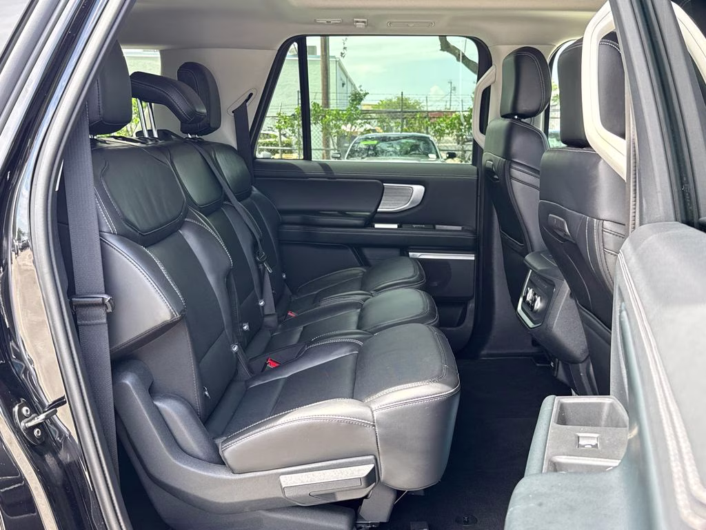 2025 Agate Black Metallic Ford Expedition Max Platinum 4X4 SUV