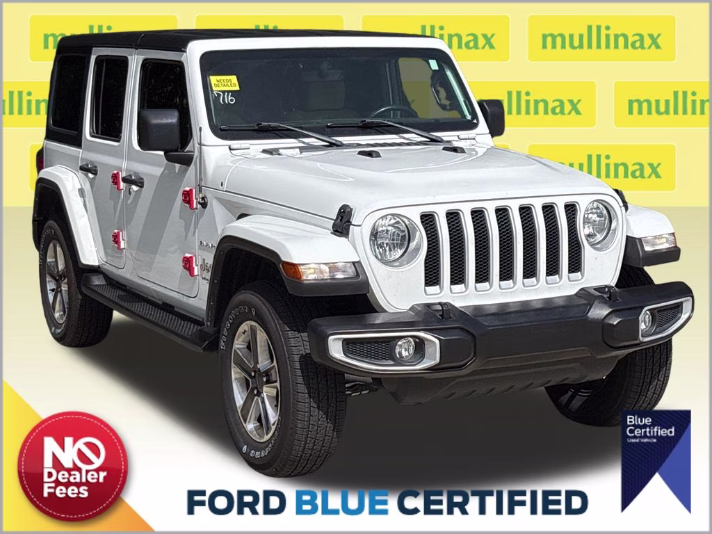 2021 Bright White Clearcoat Jeep Wrangler Unlimited Sahara 4X4 SUV