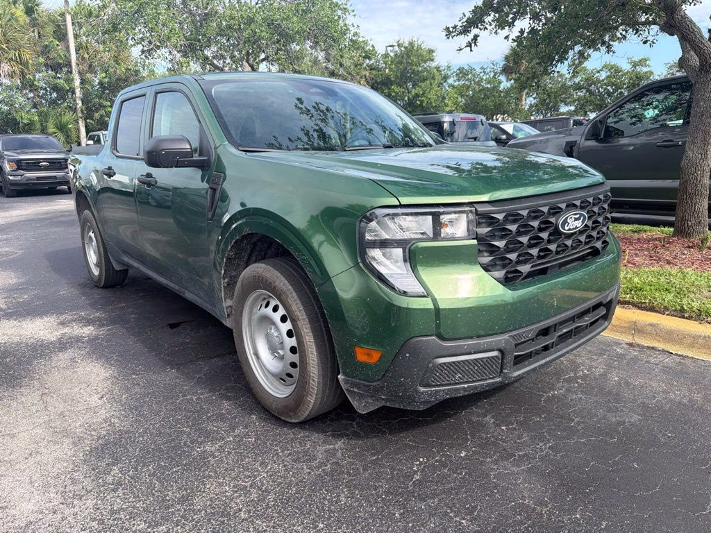 2025 Green Ford Maverick XL FWD Truck