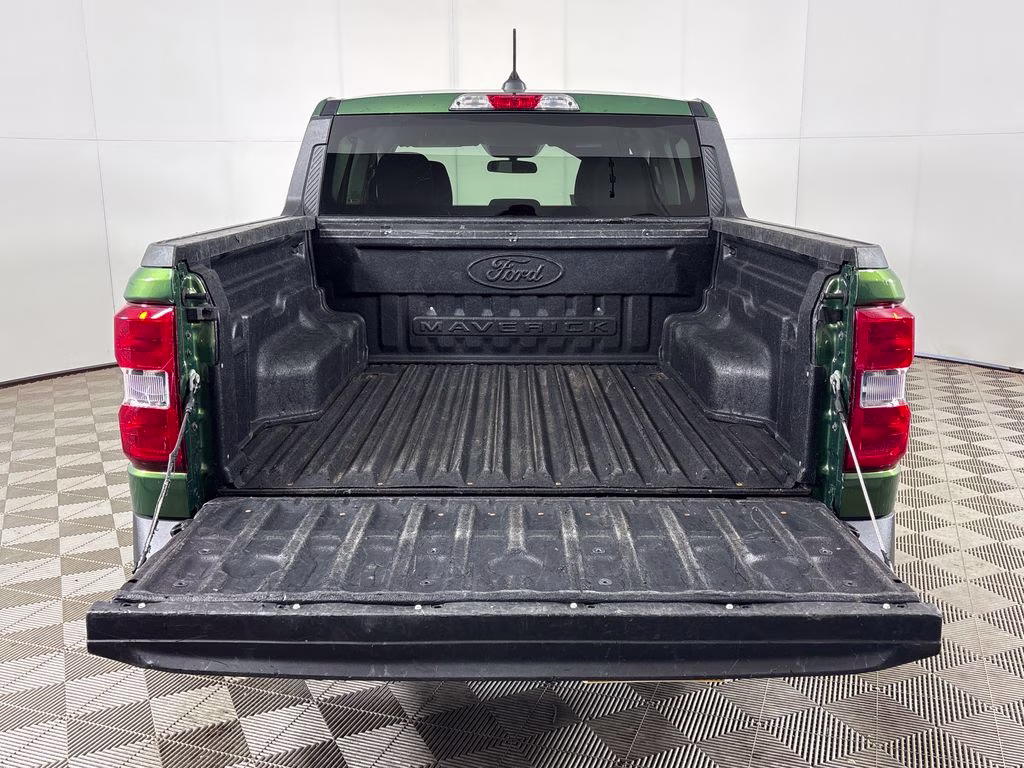 2025 Green Ford Maverick XL FWD Truck