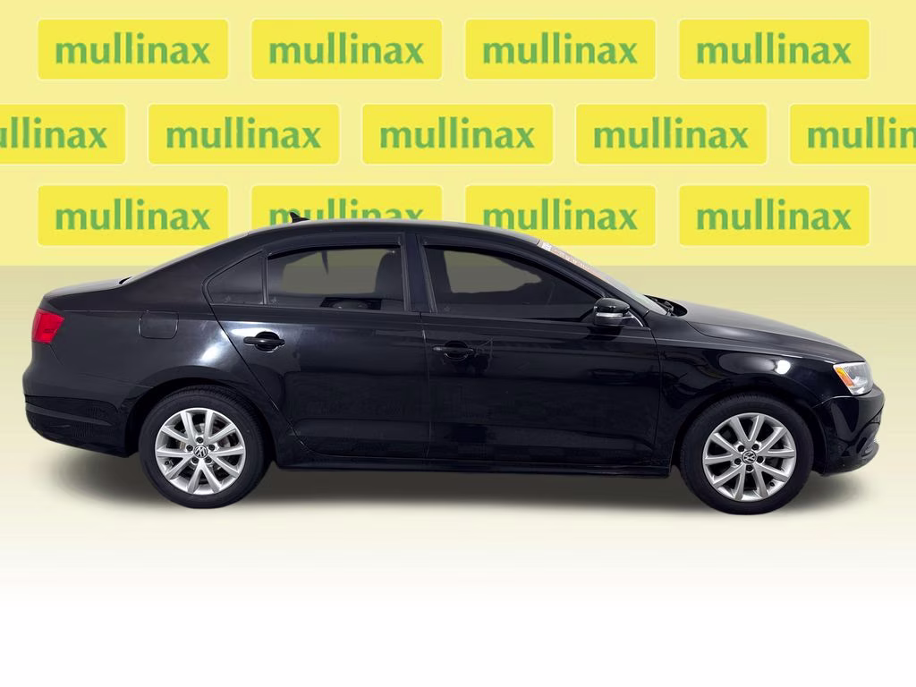 2012 Deep Black Metallic Volkswagen Jetta 2.5L SE FWD Sedan