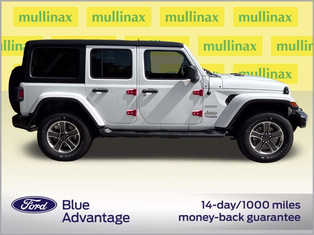 2021 Bright White Clearcoat Jeep Wrangler Unlimited Sahara 4X4 SUV