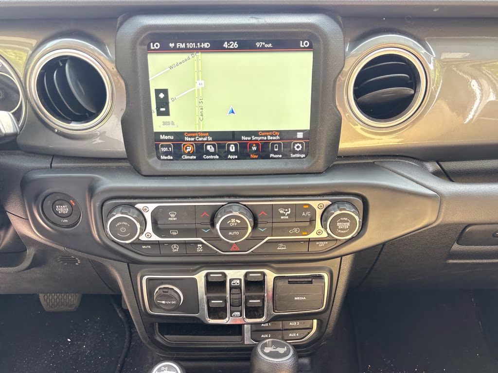 2021 Bright White Clearcoat Jeep Wrangler Unlimited Sahara 4X4 SUV