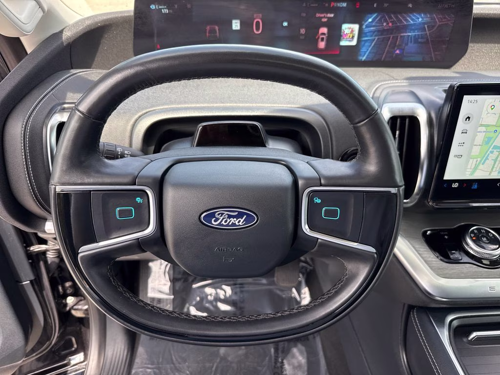 2025 Agate Black Metallic Ford Expedition Max Platinum 4X4 SUV