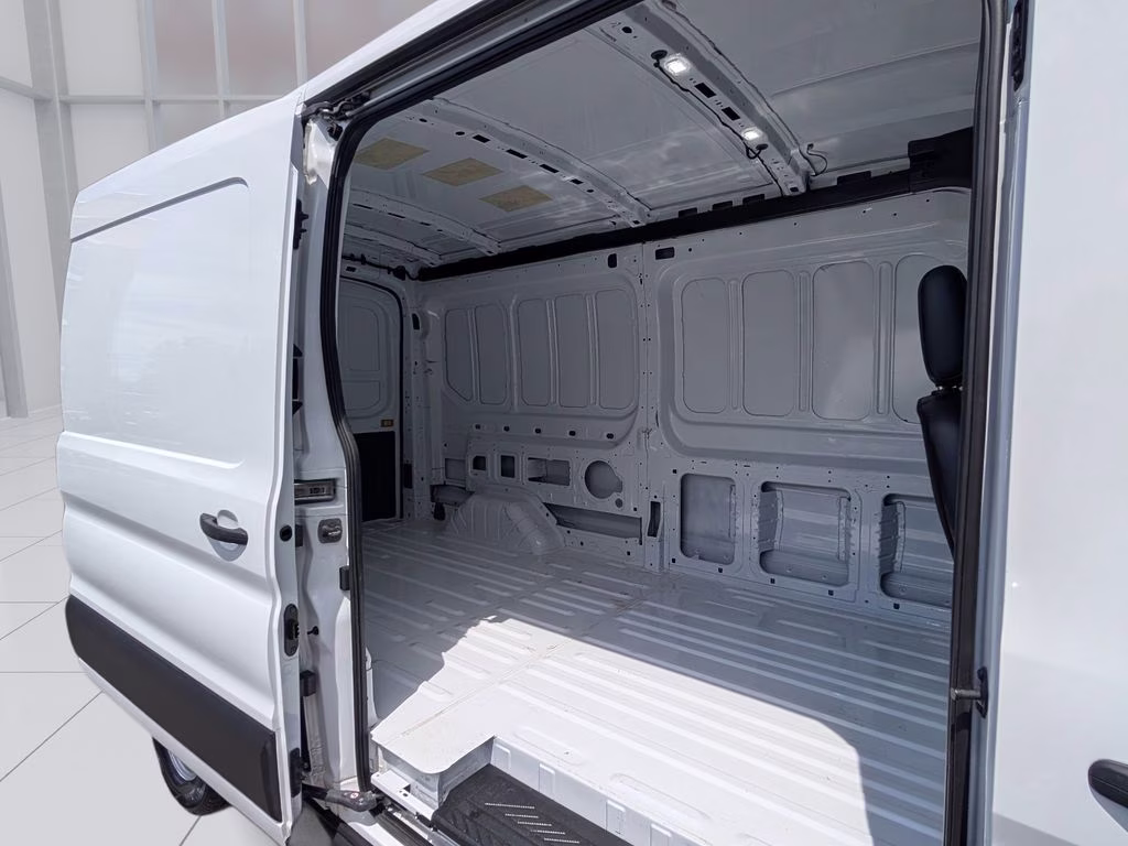 2022 Oxford White Ford Transit-250 Base RWD Van