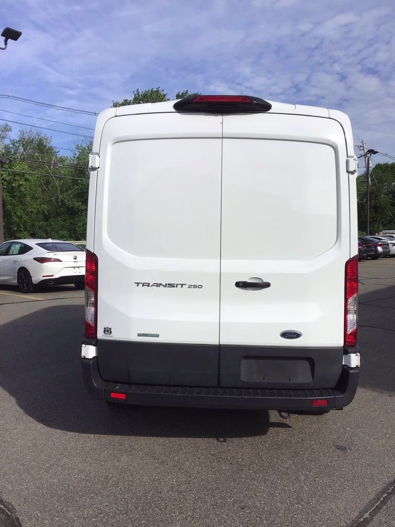 2022 Oxford White Ford Transit-250 Base RWD Van