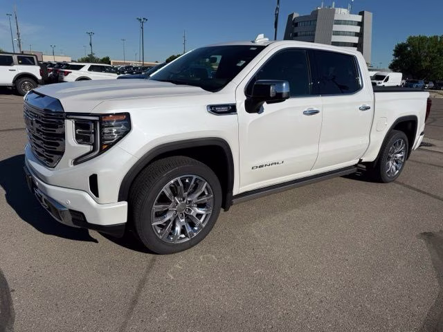 2024 White Frost Tricoat GMC Sierra 1500 Denali 4X4 Truck