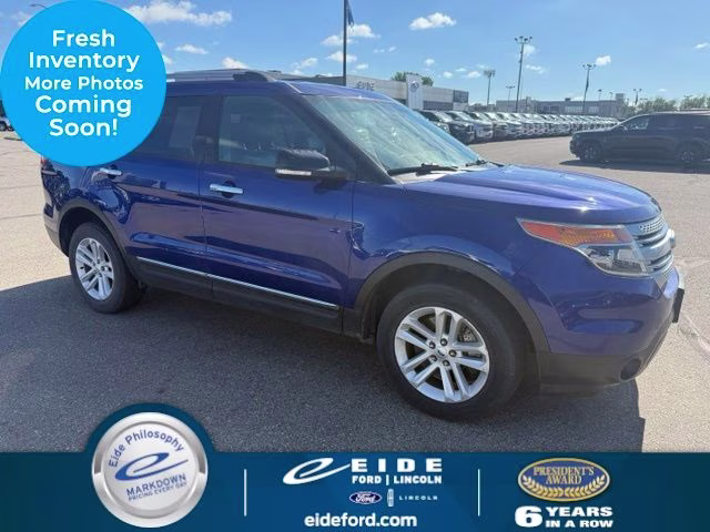 2015 Deep Impact Blue Metallic Ford Explorer XLT 4X4 SUV