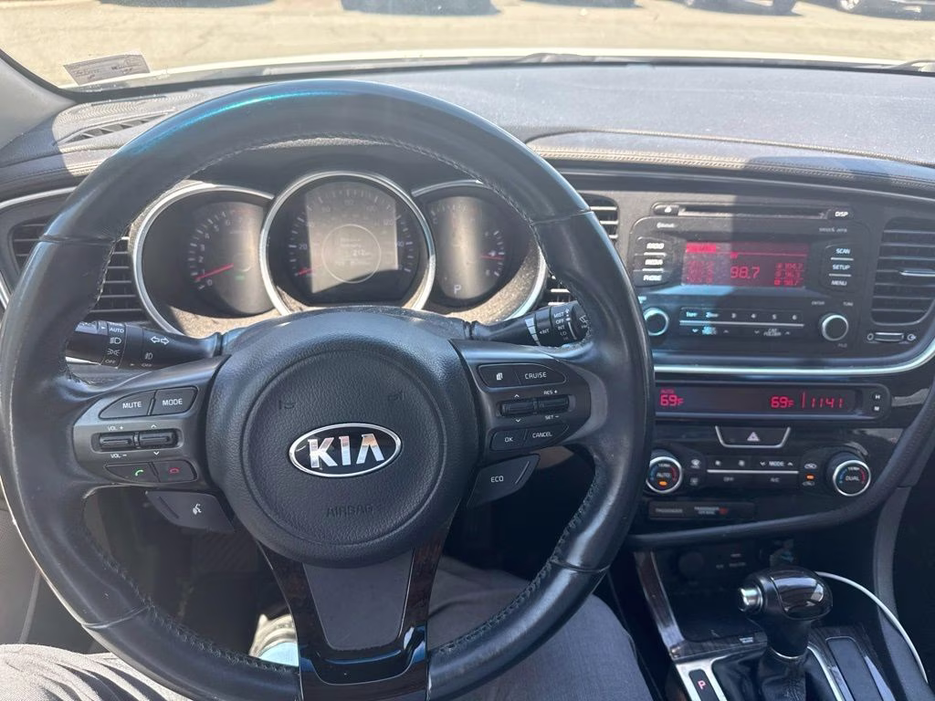 2015 White Kia Optima EX FWD Sedan