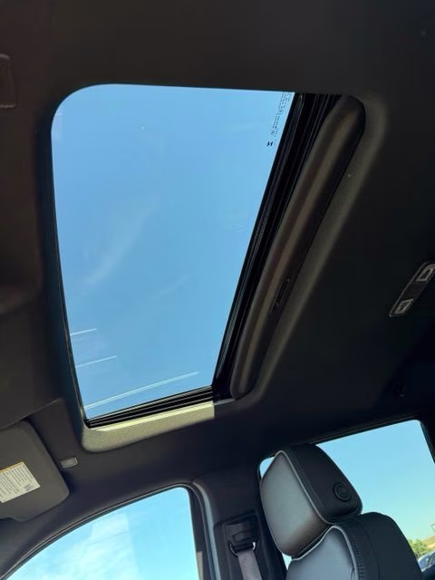 2024 White Frost Tricoat GMC Sierra 1500 Denali 4X4 Truck