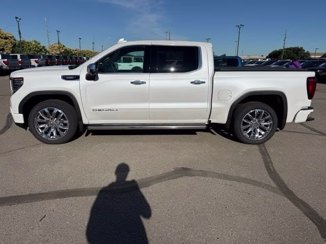 2024 White Frost Tricoat GMC Sierra 1500 Denali 4X4 Truck