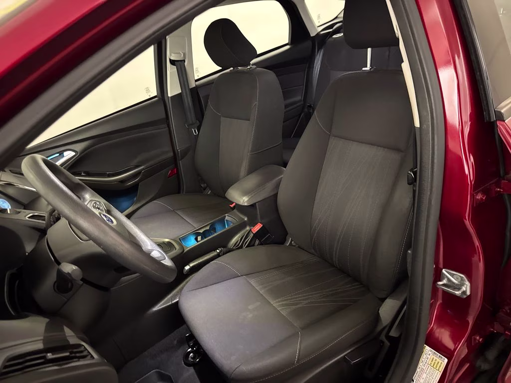 2017 Ruby Red Metallic Tinted Clearcoat Ford Focus SEL FWD Hatchback