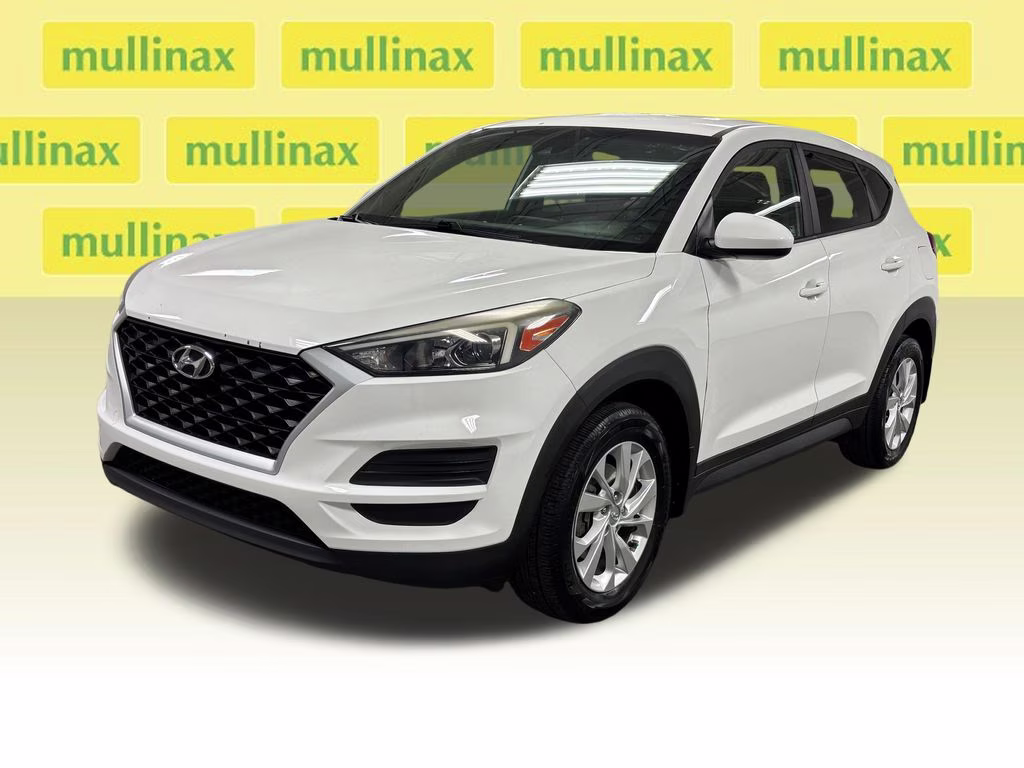 2019 Dazzling White Hyundai Tucson SE AWD SUV