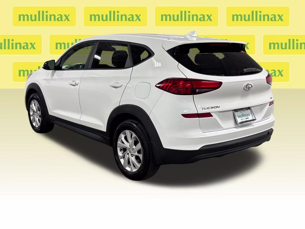 2019 Dazzling White Hyundai Tucson SE AWD SUV