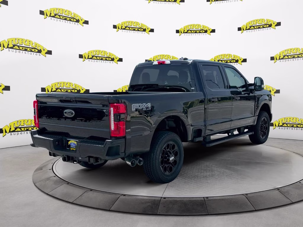 2025 Black Metallic Ford Super Duty F-250 SRW Lariat 4X4 Truck