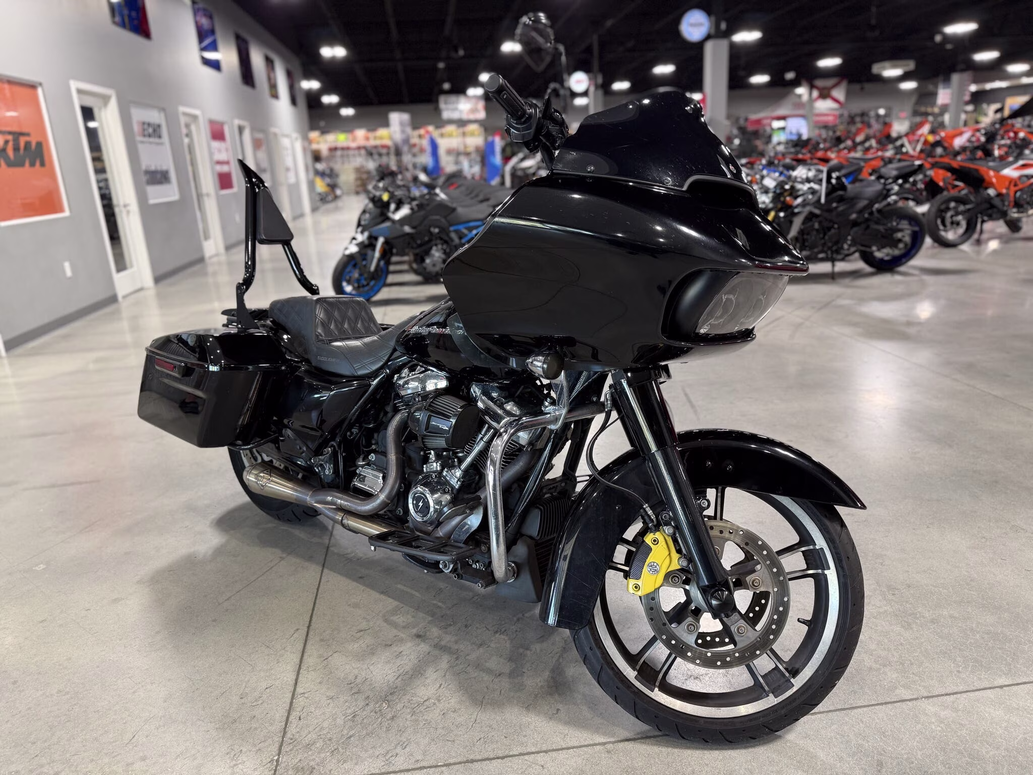 2017 Harley-Davidson Road Glide Special Motorcycle