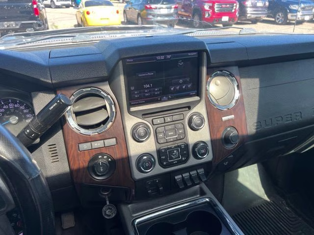 2013 Blue Ford Super Duty F-350 SRW Lariat 4X4 Truck