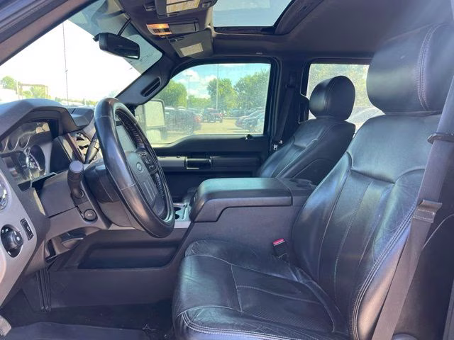 2013 Blue Ford Super Duty F-350 SRW Lariat 4X4 Truck