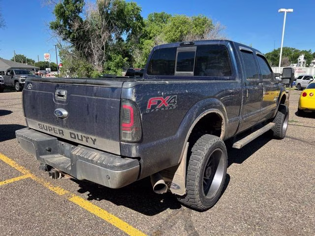 2013 Blue Ford Super Duty F-350 SRW Lariat 4X4 Truck