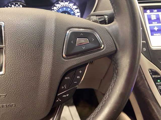 2016 Bronze Fire Metallic Tinted Clearcoat Lincoln MKX Reserve AWD SUV