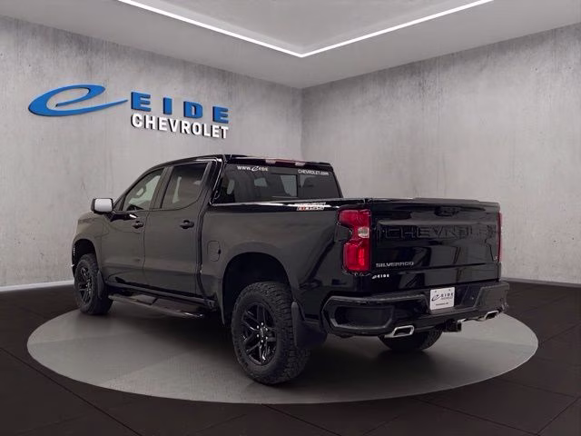 2023 Black Chevrolet Silverado 1500 LT Trail Boss 4X4 Truck