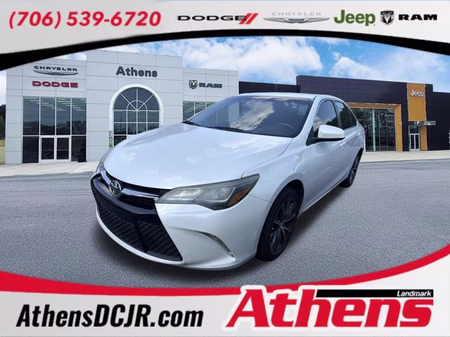 2016 Blizzard Pearl Toyota Camry XSE FWD Sedan
