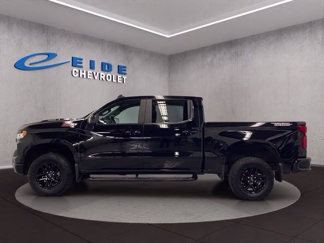 2023 Black Chevrolet Silverado 1500 LT Trail Boss 4X4 Truck