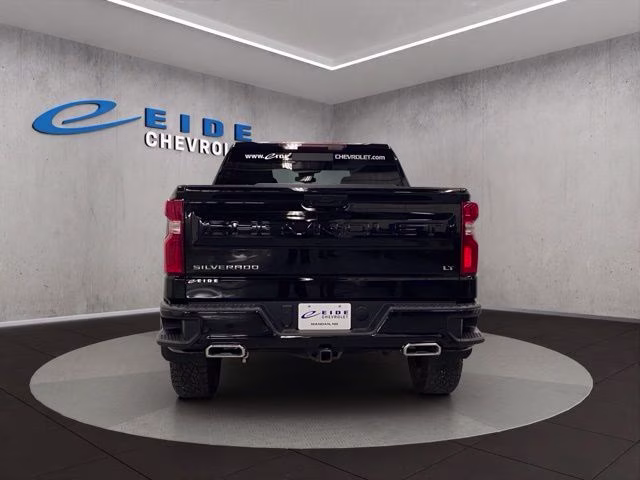 2023 Black Chevrolet Silverado 1500 LT Trail Boss 4X4 Truck
