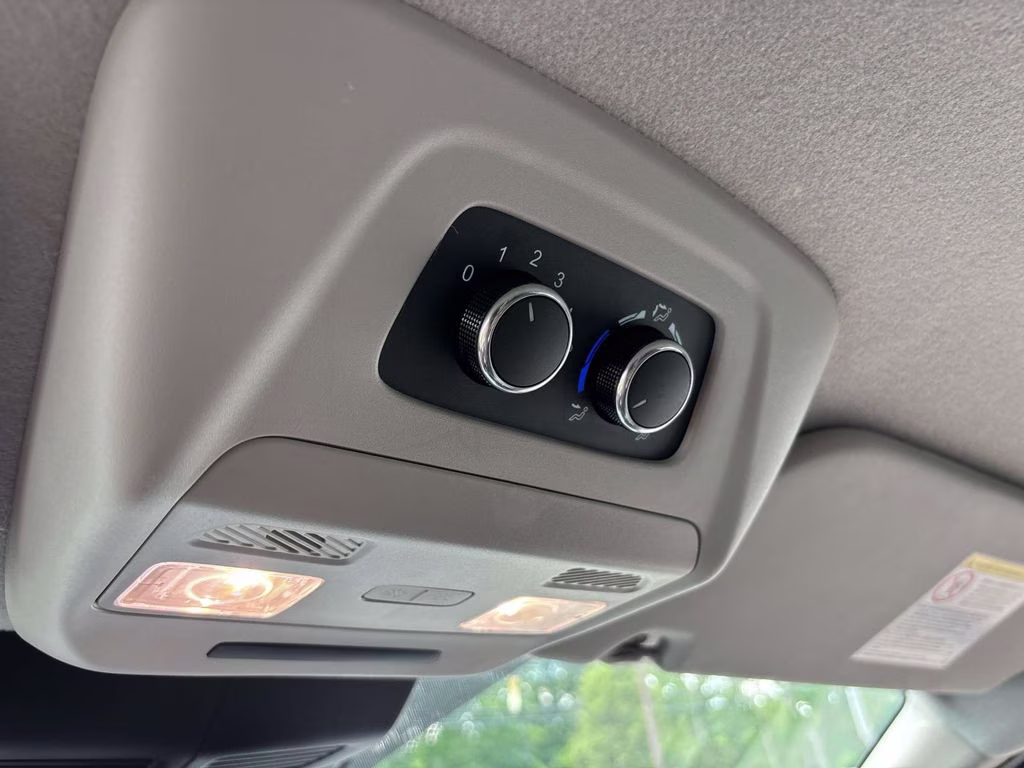 2024 Oxford White Ford Transit-350 XLT RWD Crossover