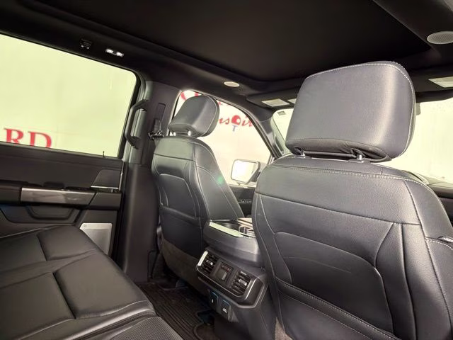 2023 Avalanche Ford F-150 Lariat 4X4 Truck