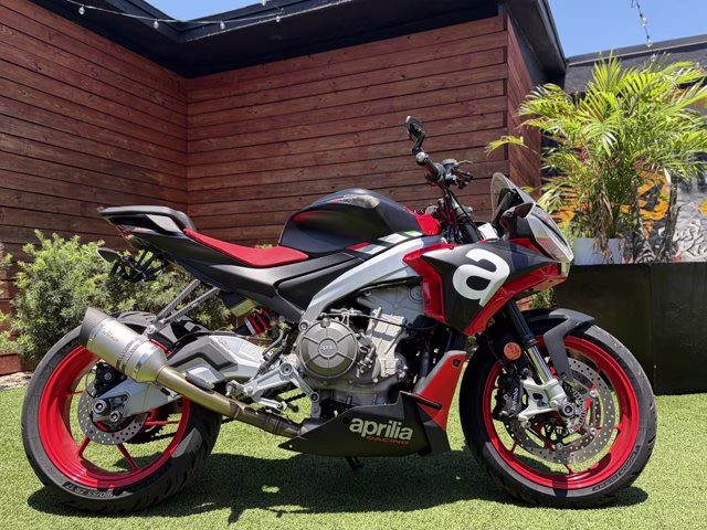 2021 BLACK Aprilia TUONO 660 CONCEPT BLACK