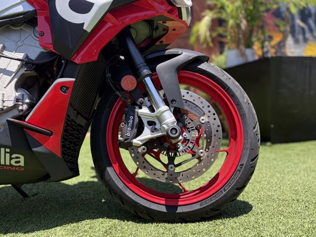2021 BLACK Aprilia TUONO 660 CONCEPT BLACK