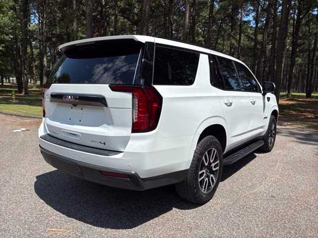 2024 Summit White GMC Yukon AT4 4X4 SUV