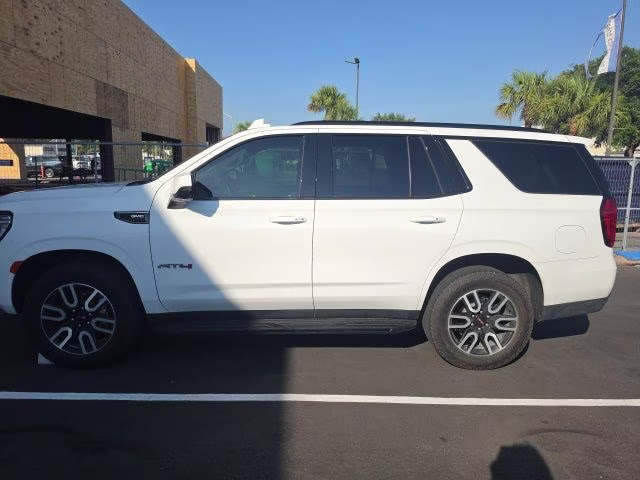 2024 Summit White GMC Yukon AT4 4X4 SUV