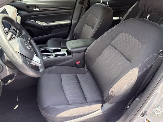 2024 Brilliant Silver Metallic Nissan Altima 2.5 SV FWD Sedan