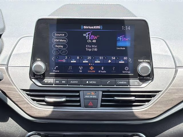 2024 Brilliant Silver Metallic Nissan Altima 2.5 SV FWD Sedan