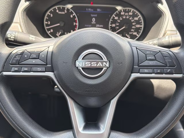 2024 Brilliant Silver Metallic Nissan Altima 2.5 SV FWD Sedan