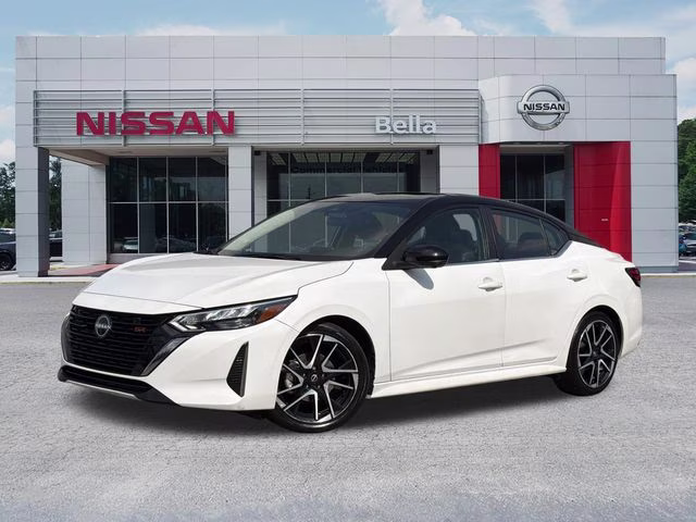 2024 Aspen White Tricoat/Super Black Nissan Sentra SR FWD Sedan