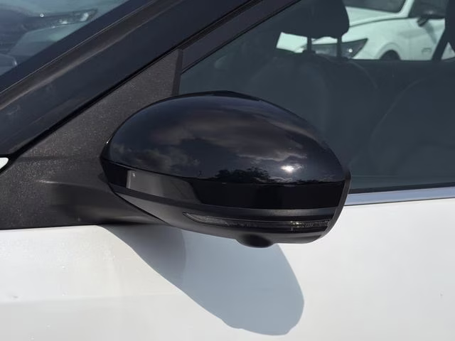 2024 Aspen White Tricoat/Super Black Nissan Sentra SR FWD Sedan