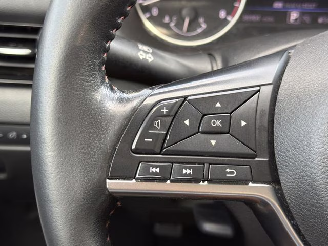 2024 Aspen White Tricoat/Super Black Nissan Sentra SR FWD Sedan