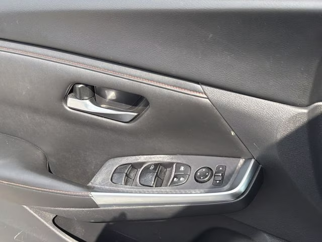 2024 Aspen White Tricoat/Super Black Nissan Sentra SR FWD Sedan