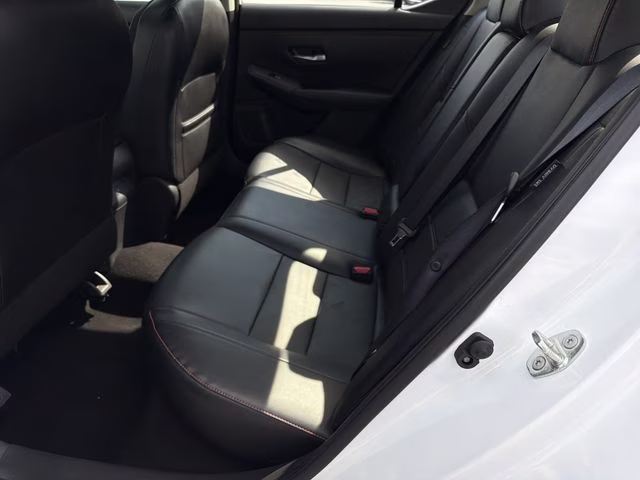 2024 Aspen White Tricoat/Super Black Nissan Sentra SR FWD Sedan