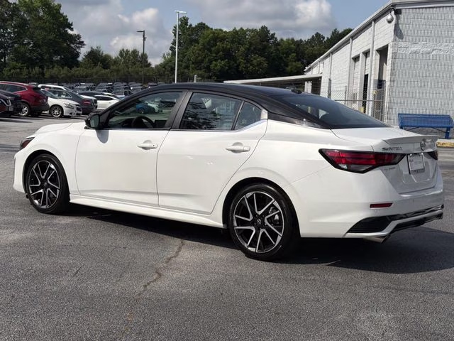 2024 Aspen White Tricoat/Super Black Nissan Sentra SR FWD Sedan
